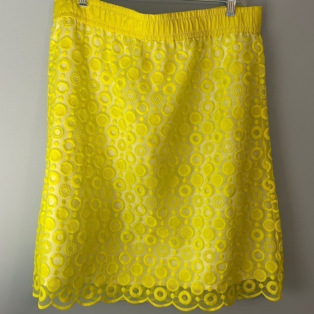 Liz Claiborne Chartreuse Embroidered Elastic Waist  Skirt size Lg